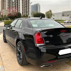 کرایسلەر 300